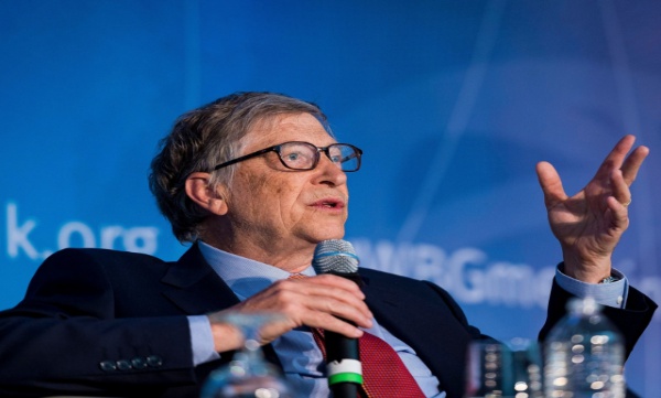 Bill gates had illegal relationship with staff 